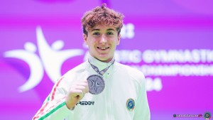 podium aa jr sfe05371 copia simone ferraro ph